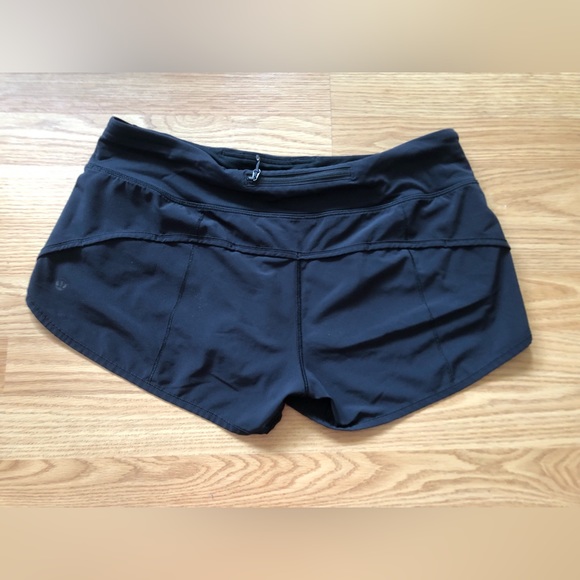 Lululemon Speed Shorts - Size 8 - *liner removed - Picture 2 of 9